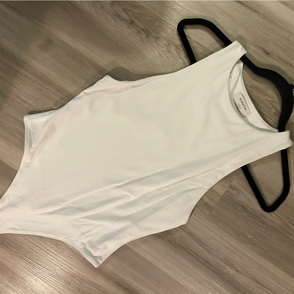 ✨SALE Aritzia bodysuit
